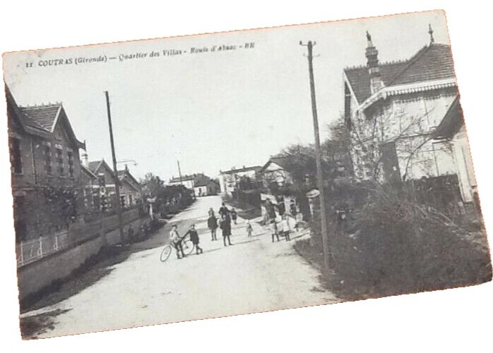 Carte postale ancienne Coutras (Gironde) Quartier des Villas. Route d' Abzac - photo numéro 5