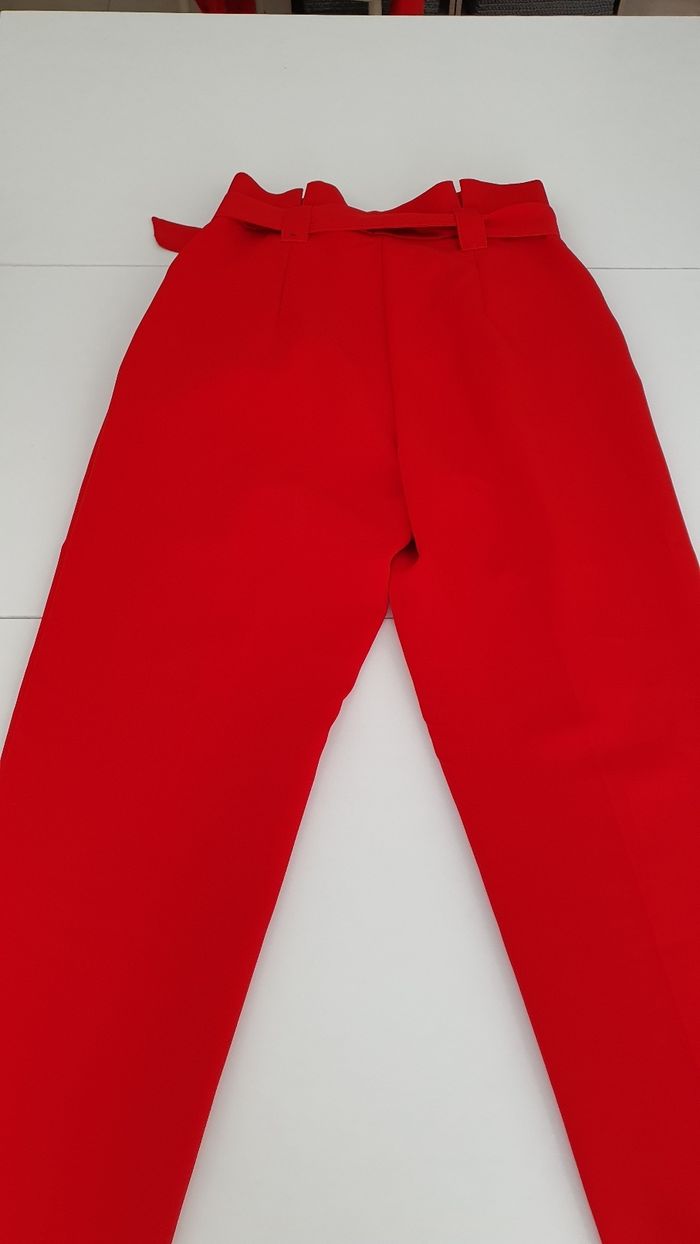 Pantalon rouge Etam en 36 - photo numéro 10