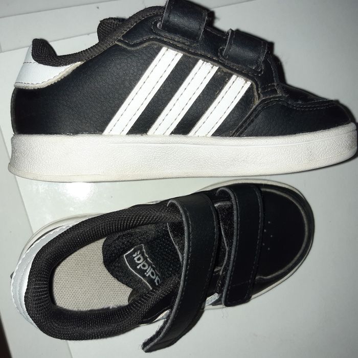 Basket Adidas - photo numéro 1