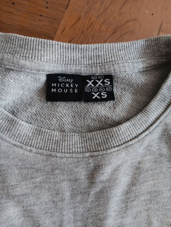 Sweat Disney Mickey XS neuf - photo numéro 3