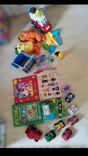 Grand lot jouets