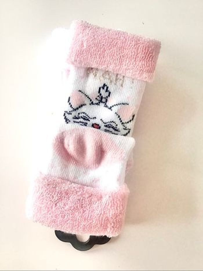 2  paires de chaussettes Marie neuves P15/17 - photo numéro 2