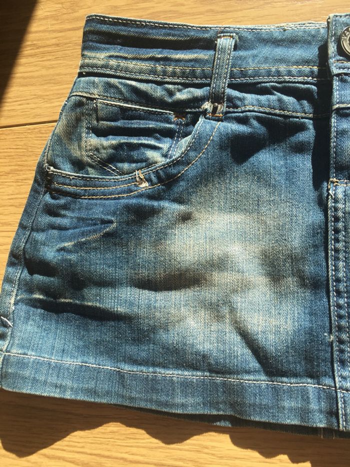 Jupe en jean taille M marque Vachon saint Tropez - photo numéro 2
