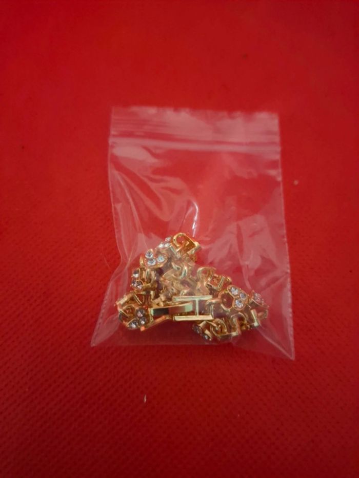 Bracelet acier métal doré neuf avec etiquette et oxydes de zirconium blancs - photo numéro 7