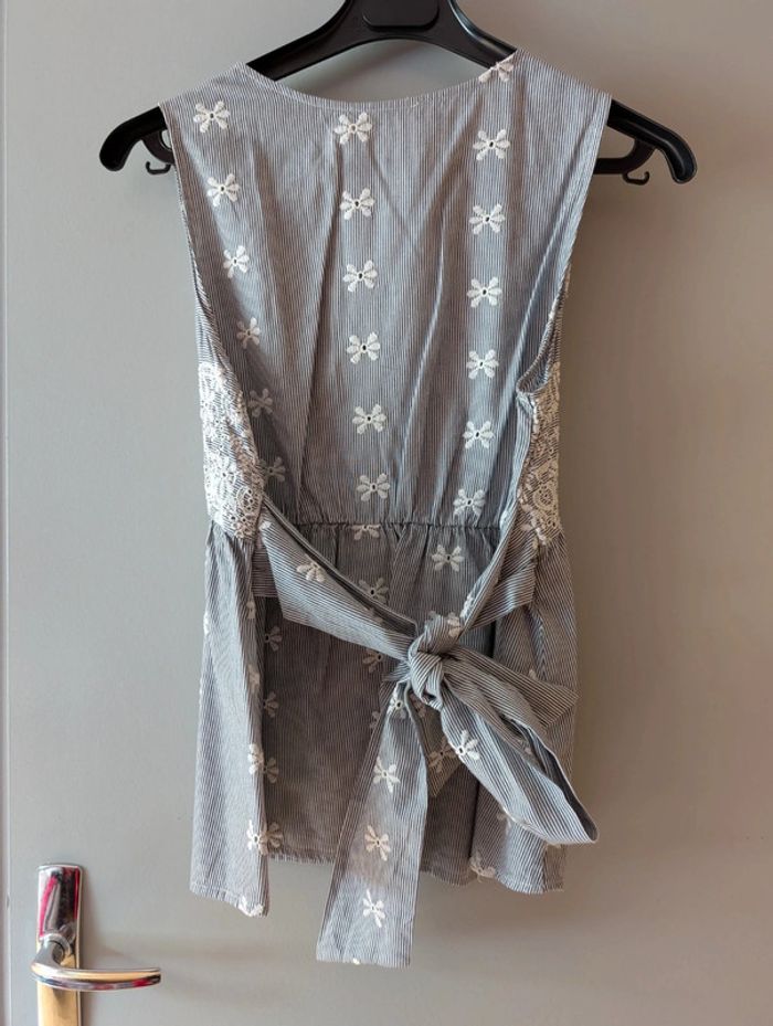 Blouse brodée - photo numéro 2