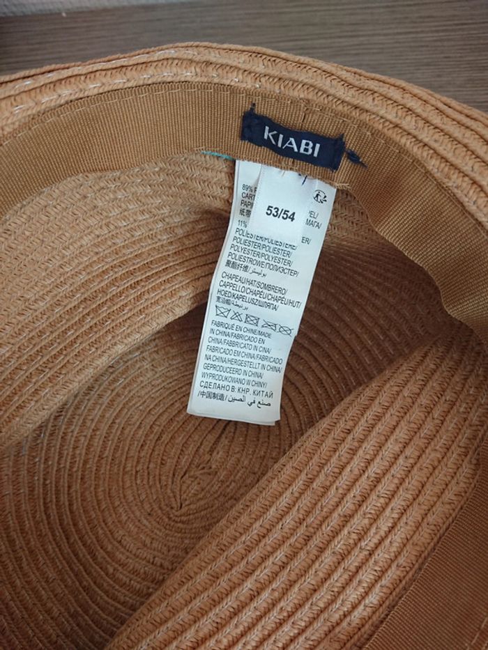 Chapeau garçon "shark" - photo numéro 2