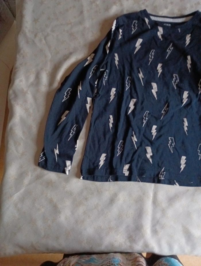 Tee Shirt manche longue 10 ans - photo numéro 2