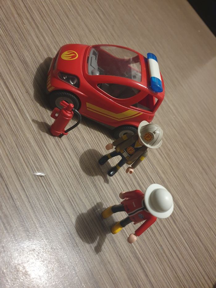 Voiture playmobil