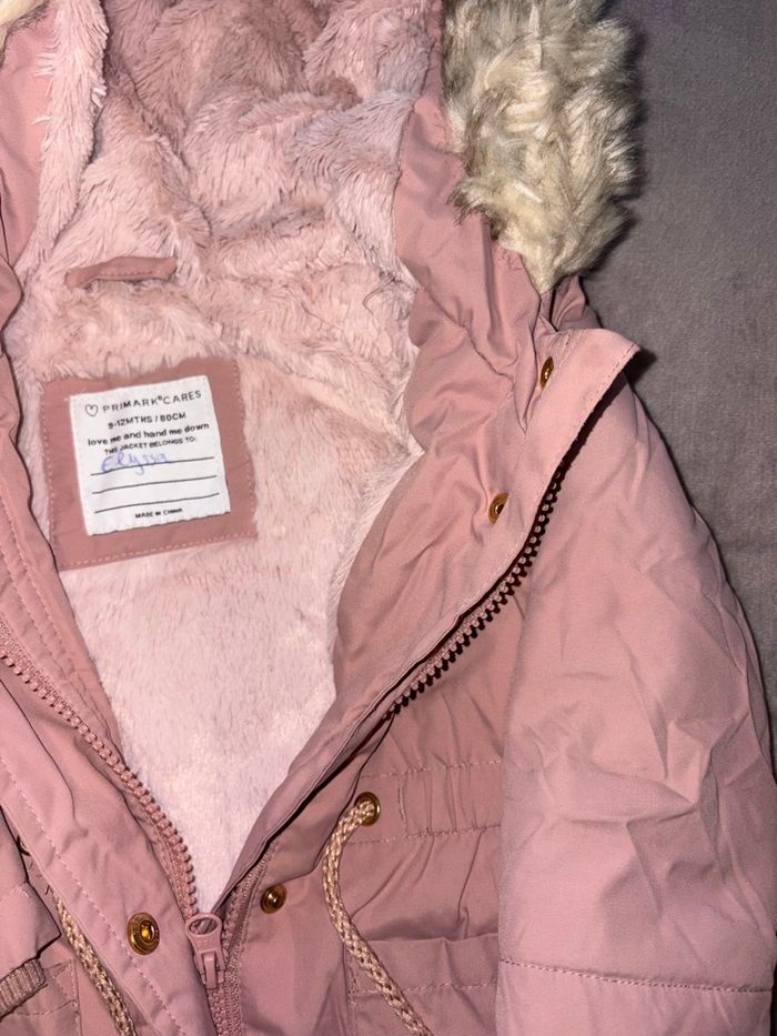 Lot de deux manteaux d’hiver 12 mois pour jumelles. - photo numéro 7