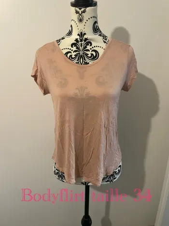 T-shirt manche courte dos échancré col rond rose clair Bodyflirt taille 34