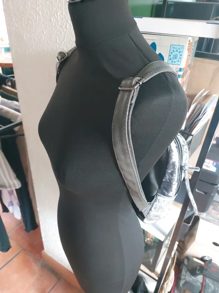 Petit sac à dos - photo numéro 2