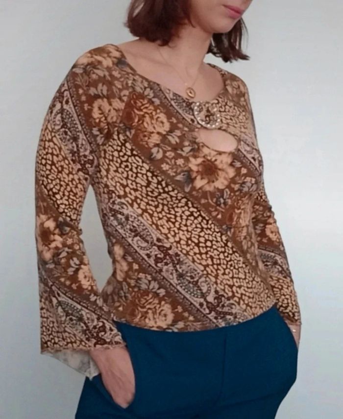 Pull moulant décolleté ouvert vintage taille unique - photo numéro 4