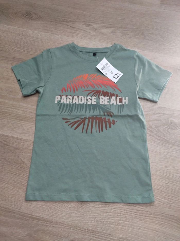 T-shirt garçon neuf 6 ans