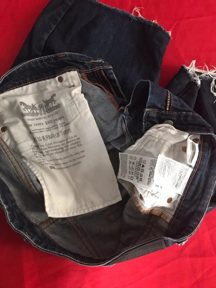 Short en jeans Levis (levi’Strauss) model 511 W33 (42-44 taille française) - photo numéro 7