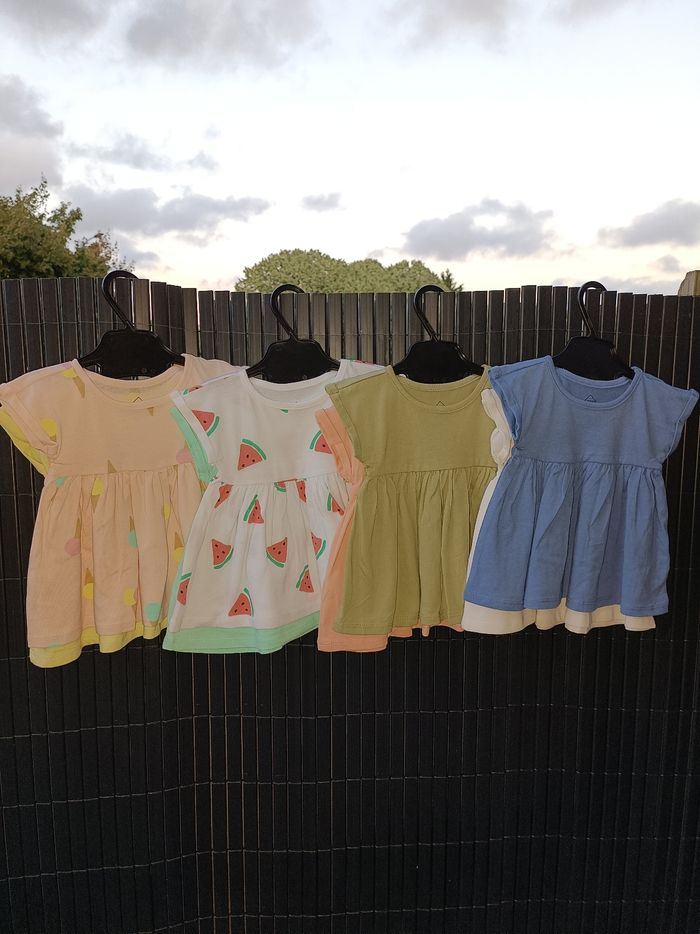 Lot de 8 robes tex baby taille 3 mois - photo numéro 2