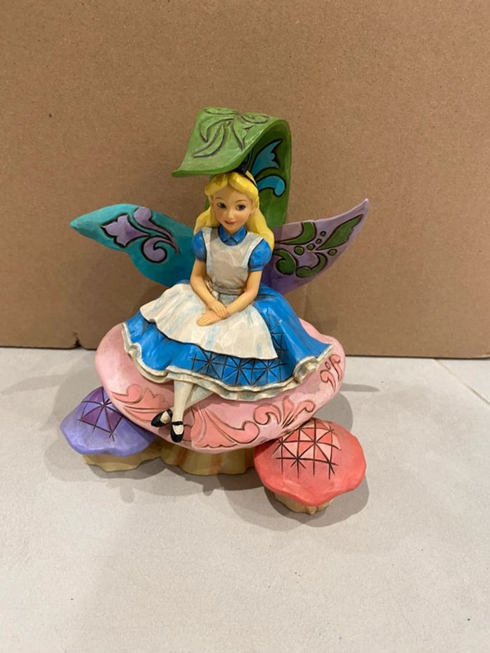 Figurine Disney traditions alice au pays des merveilles