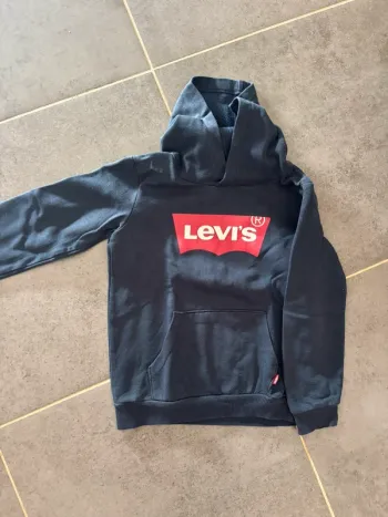 Sweat Lévis