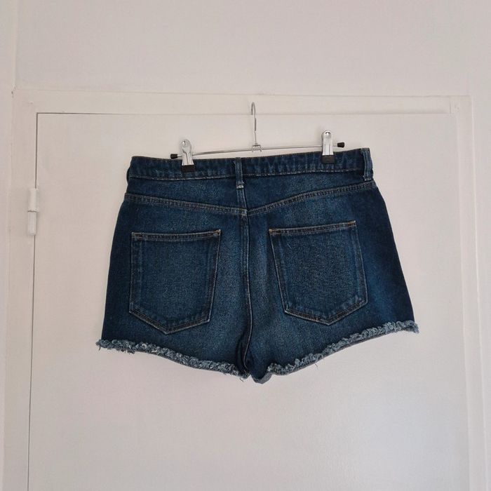 Short en jean bleu délavé High waist shorts taille haute neuf - H&M - Taille XL : 42 - photo numéro 4