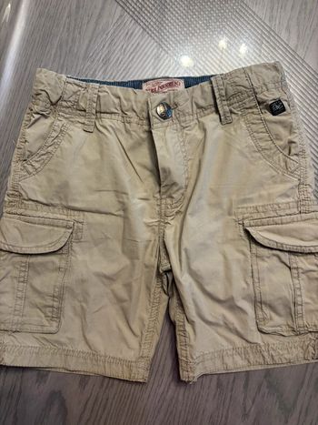 Bermuda petrol 8 ans