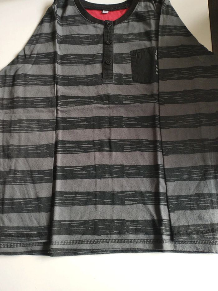 Lot x4 t shirt T 10 ans - photo numéro 3