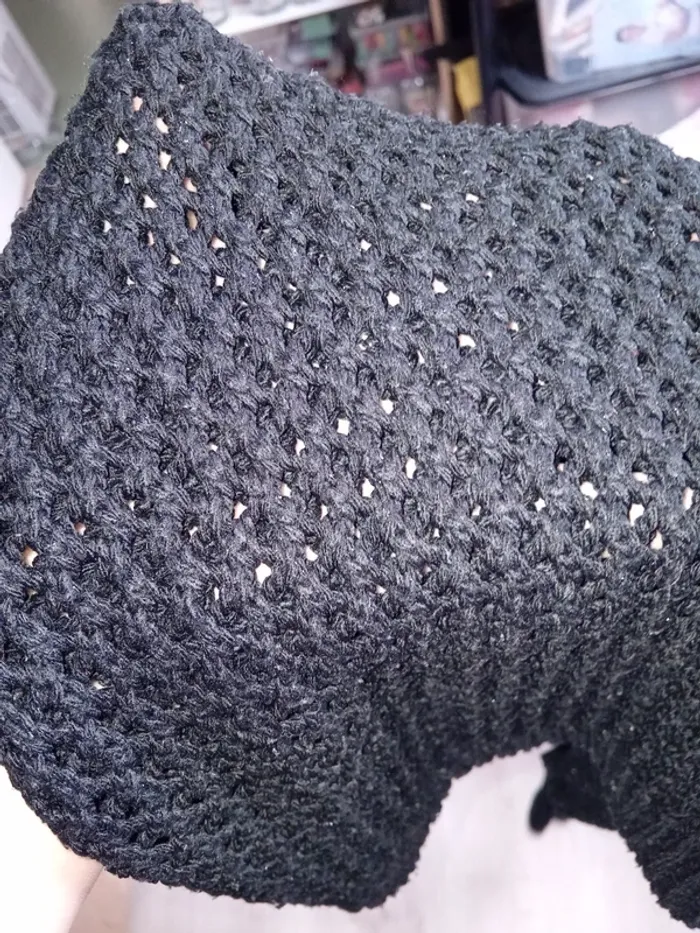 Pull noir M - photo numéro 2