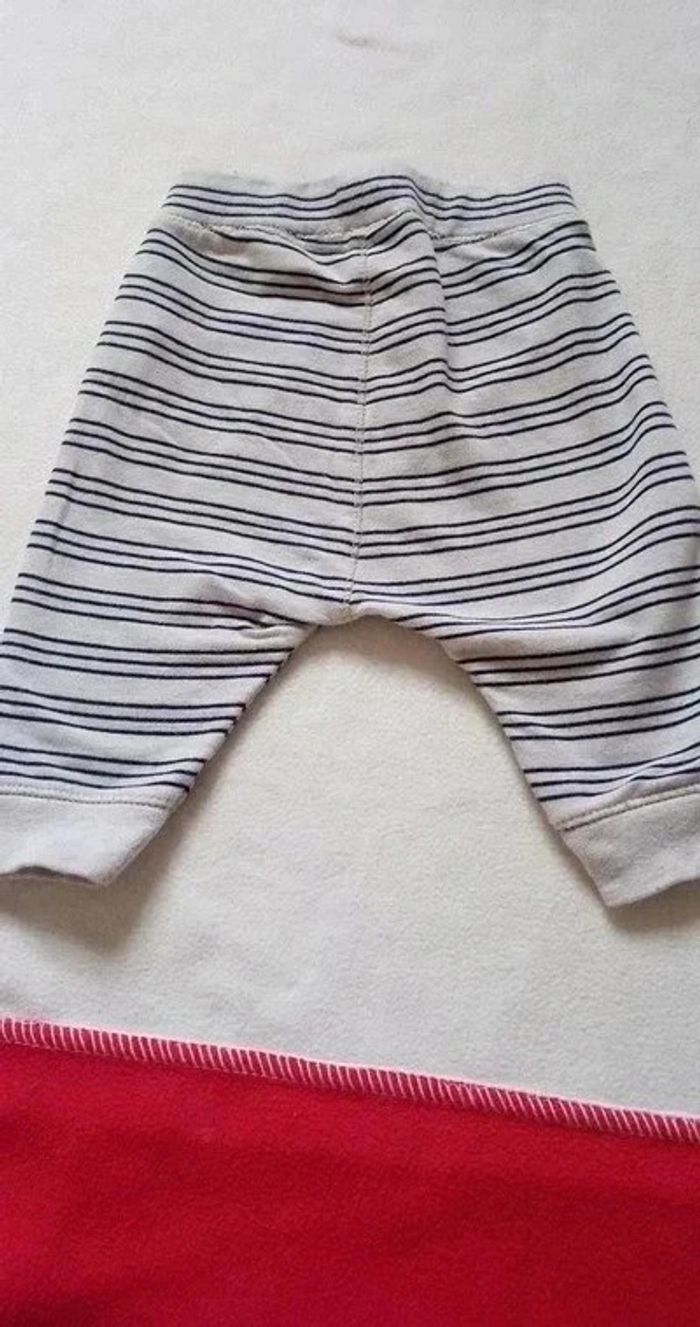 lot pantalon jogging garçon taille 3/6 mois - photo numéro 3