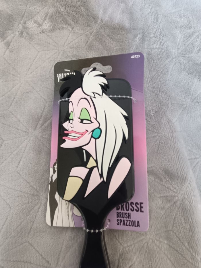 Brosse à cheveux neuve Disney vilains « Cruella » - photo numéro 2