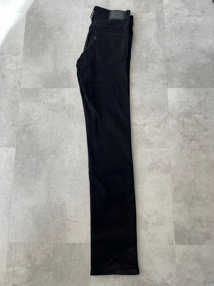 Jean Levi’s Femme – W26 - photo numéro 2