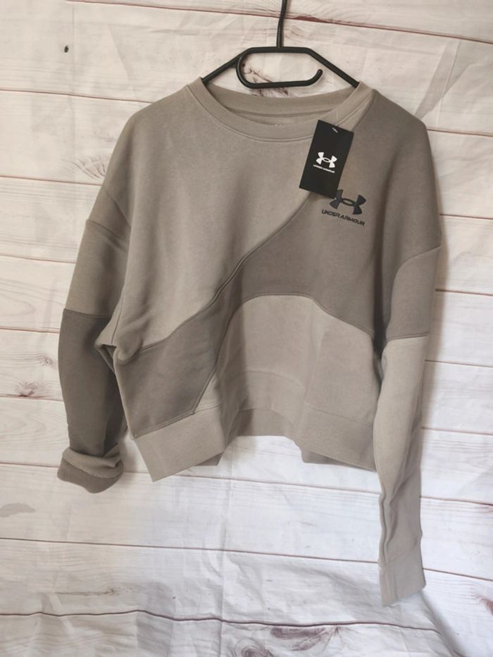 Sweat taupe molletonné