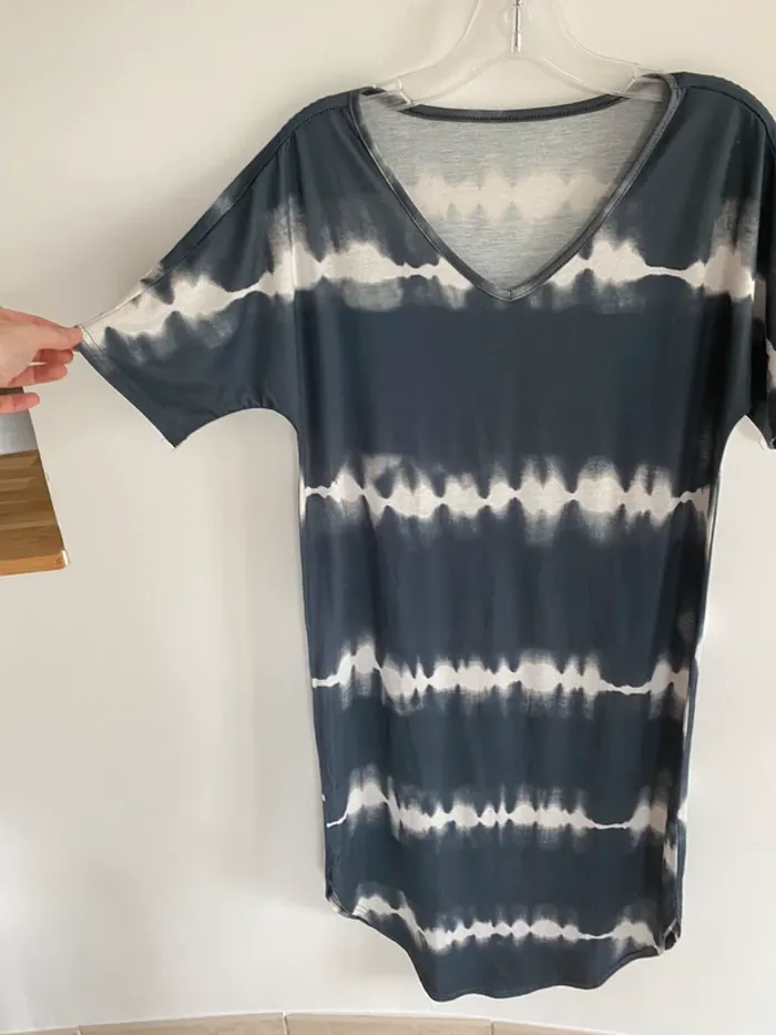 Robe manche courte SHEIN tayenday gris et blanc