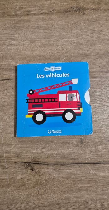 Livre Tourne et Devine : Les véhicules