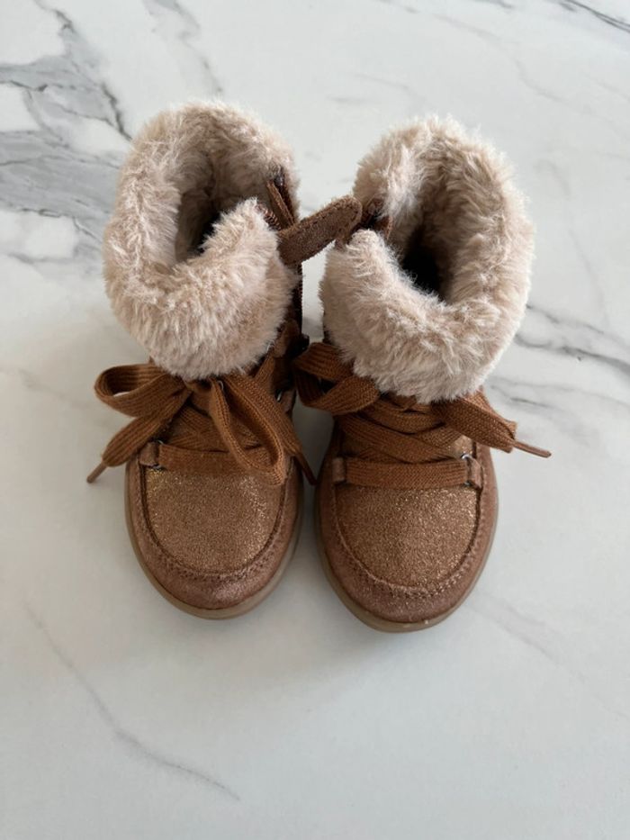 Chaussures taille 22