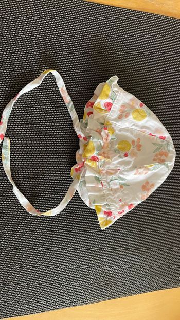 Chapeau taille 0 35cm