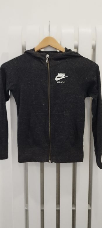 Gilet Nike 8/10