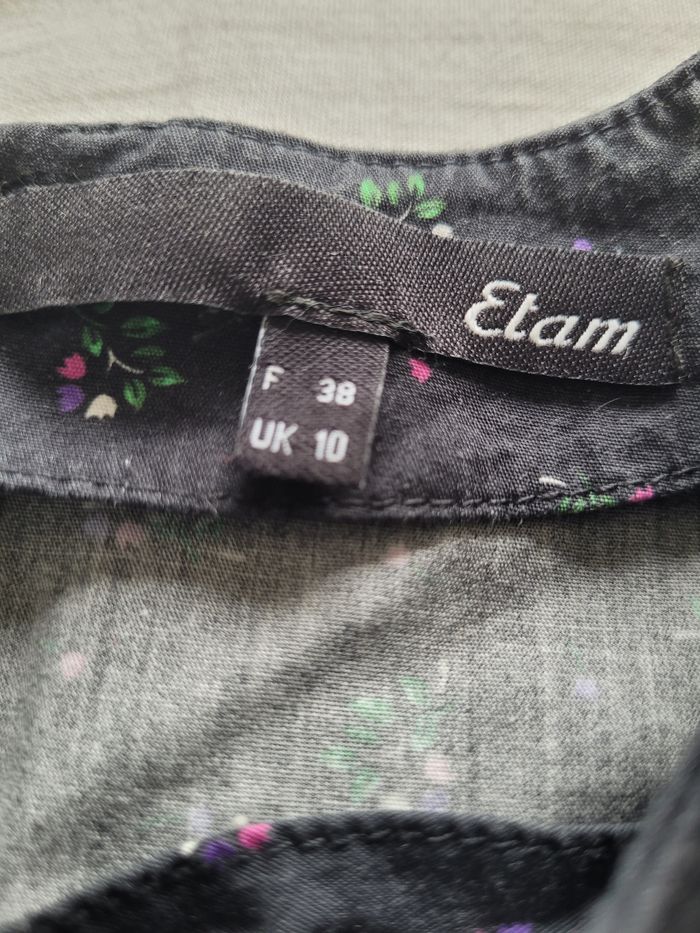 Robe noire et fleurs - photo numéro 6