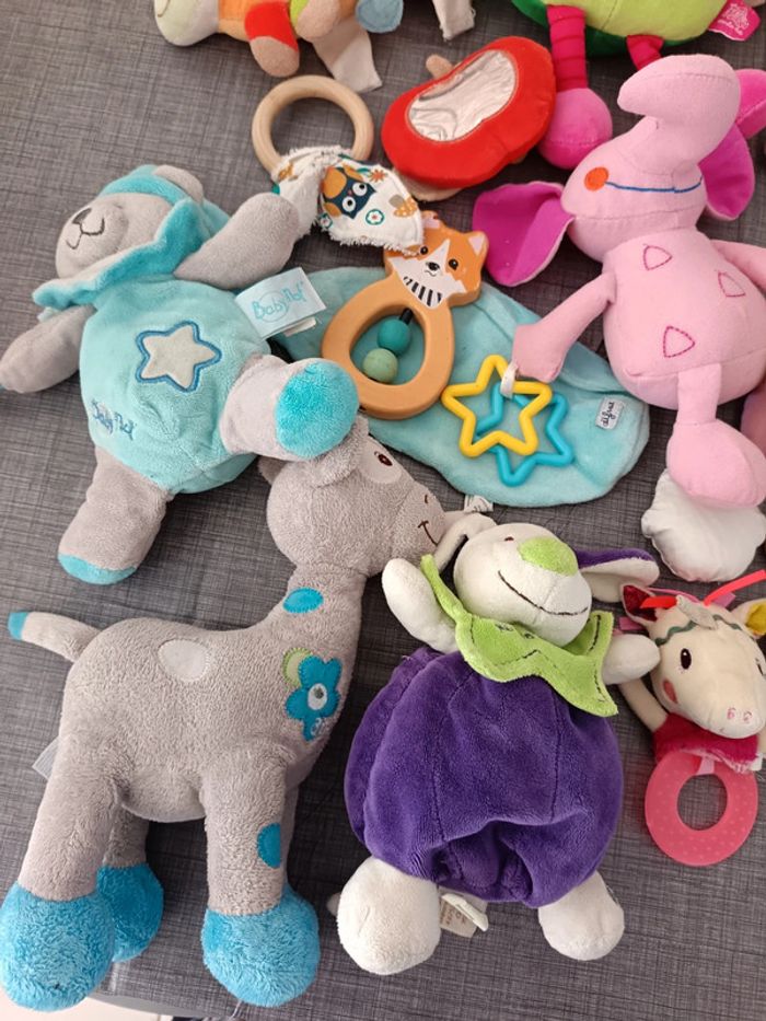 Lot peluches - photo numéro 2