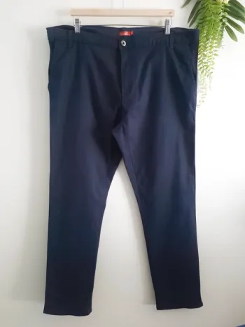 Pantalon chino Tissaia / Taille 52