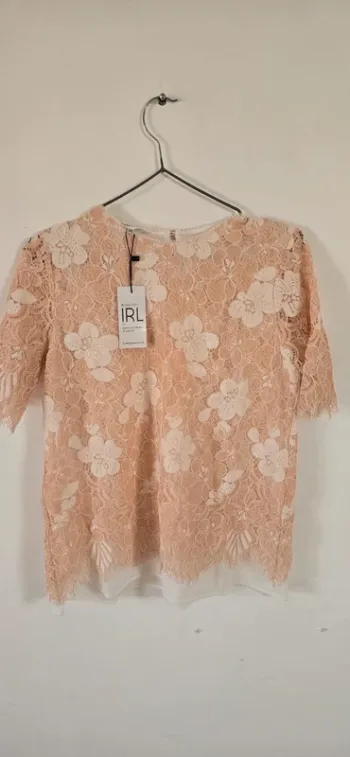 Haut blouse dentelle neuf IRL