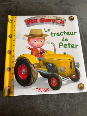 Livre bébé p’tit garçon le tracteur de Peter