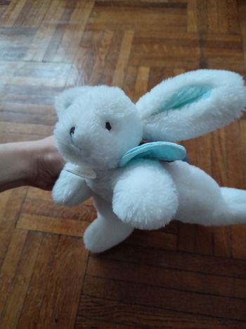 Lapin en peluche