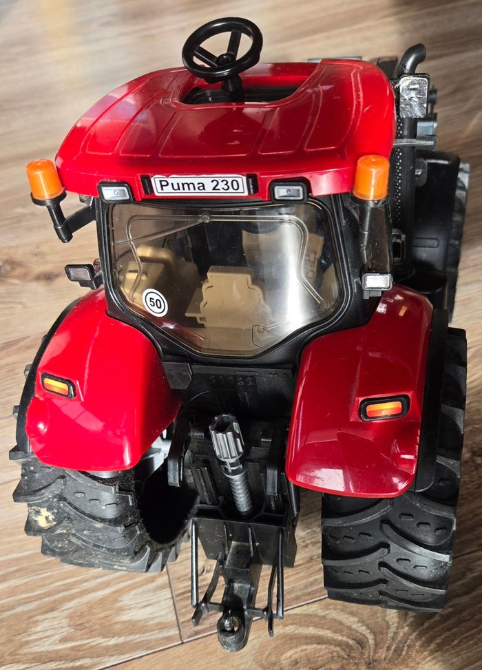 Bruder tracteur Case Puma 230 - photo numéro 6