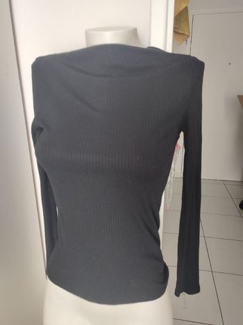 #kytieMfemme. Haut manche longue col ras de coup taille M