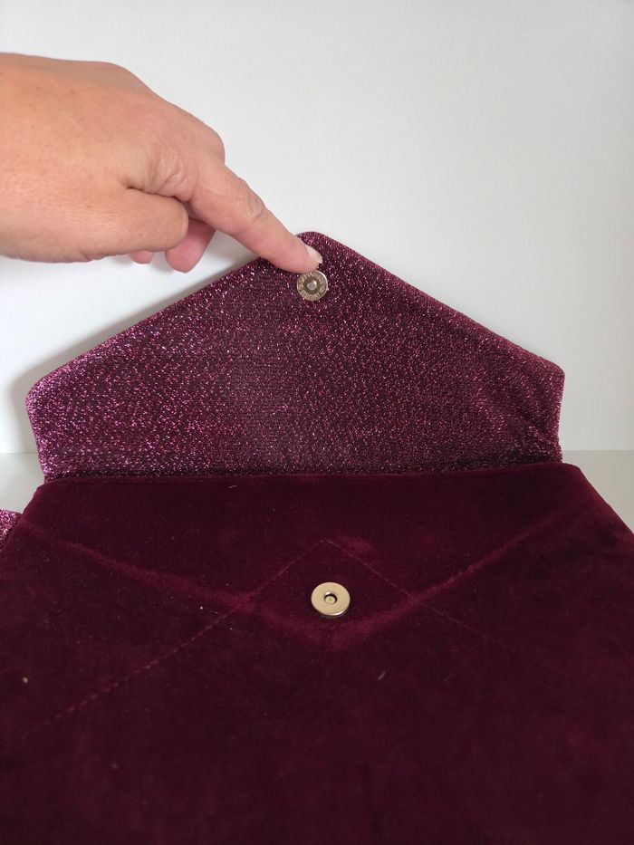 💜 Pochette en velours/suédine pour soirée - My Little Box x MAC - photo numéro 4