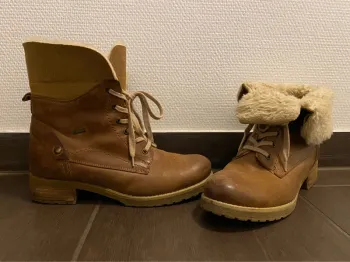 Bottines fourrées camel