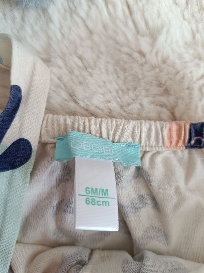 Combishort obaibi 6 mois - photo numéro 2