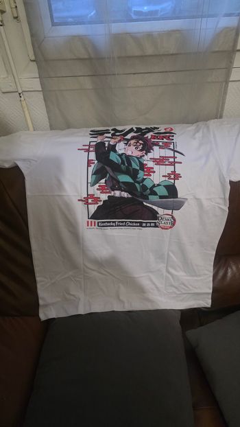 T short stranger things