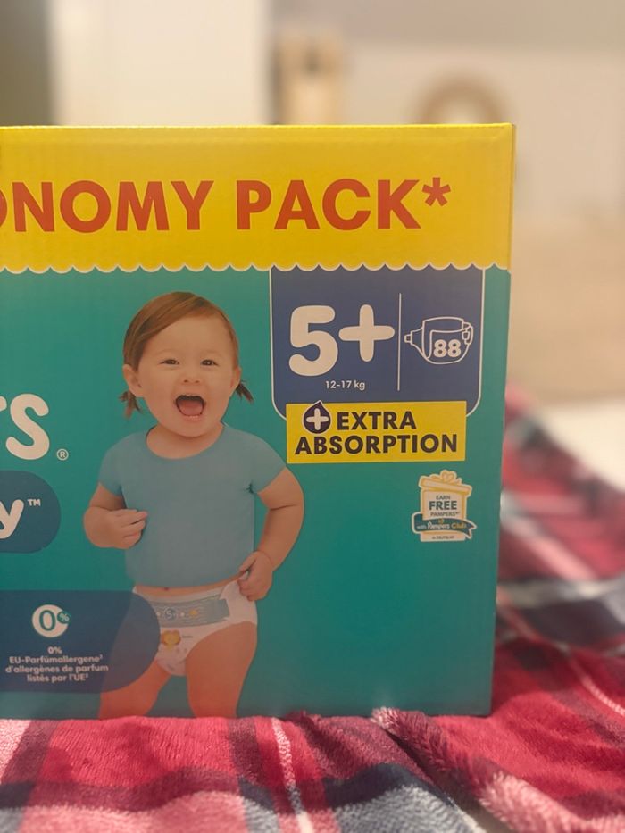 Maxi pack Pampers baby dry taille 5+ - photo numéro 5