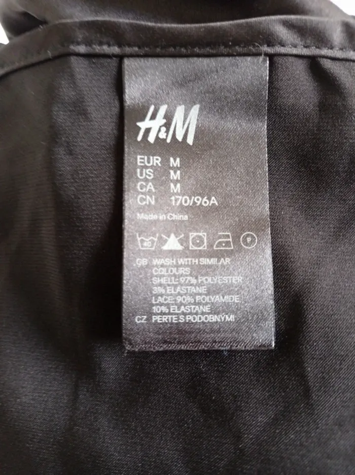 Haut nuit lingerie satiné noir dentelle sexy T.M H&M - photo numéro 5