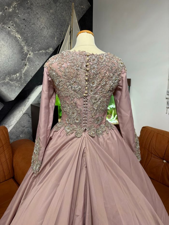 Robe de fiançailles rose - photo numéro 5