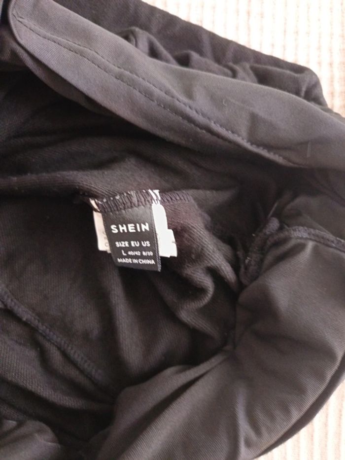 Short de grossesse - photo numéro 2
